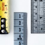The picture shows measuring devices to symbolize measuring inflation.